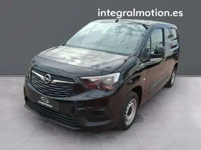 Usado Opel Combo Edition 75 CV (55 kW) 2020 Negro Monovolumen