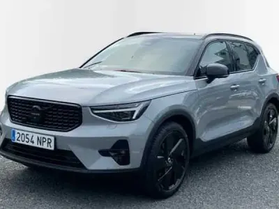 Nuevo Volvo XC40 Ultra 163 CV (119 kW) 2026 Gris SUV