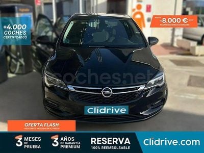 Usado Opel Astra Selective 110 CV (80 kW) 2019 Negro Berlina