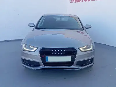 Usado Audi A4 S-Line 150 CV (110 kW) 2015 Gris / plata Berlina
