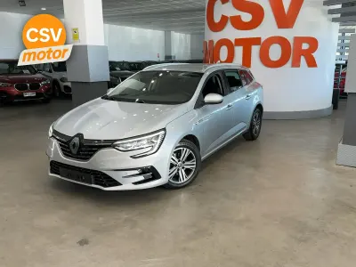 Usado Renault Mégane GrandTour Intens 140 CV (102 kW) 2023 Gris Familiar