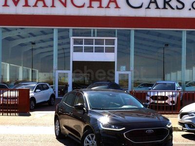 Usado Ford Focus Active 125 CV (91 kW) 2022 Negro Berlina