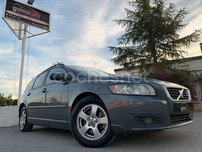 Gris / plata Usado 2008 Volvo V50 Kinetic Familiar | 4500 €