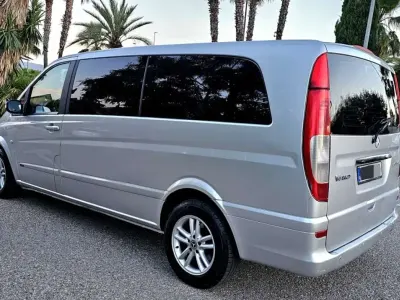 Usado Mercedes Viano 150 CV (110 kW) 2007 Gris Monovolumen