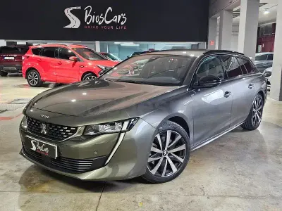 Usado Peugeot 508 SW GT-line 180 CV (132 kW) 2020 Gris / plata Familiar