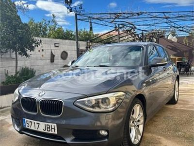 Usado BMW 116 Comfort Edition 116 CV (85 kW) 2015 Gris / plata Utilitario