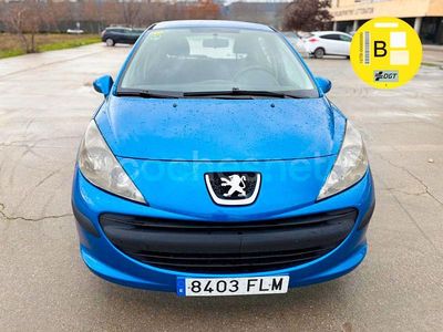 Usado Peugeot 207 70 CV (51 kW) 2007 Azul Berlina