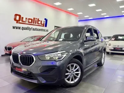 Usado BMW X1 116 CV (85 kW) 2020 Gris / plata SUV