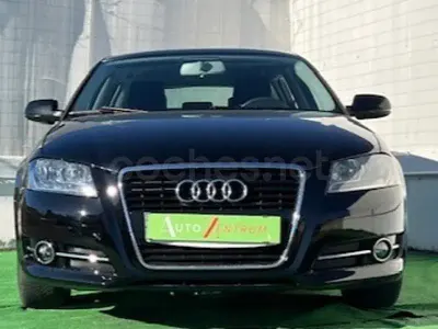 Usado Audi A3 Sportback Ambition 105 CV (77 kW) 2012 Negro Utilitario