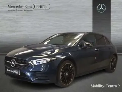 Usado Mercedes A250 218 CV (160 kW) 2021 Azul Berlina