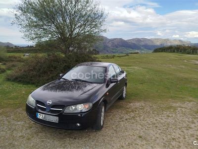 Usado Nissan Almera Comfort 114 CV (83 kW) 2002 Negro Berlina