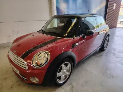 Usado Mini Cooper D Clubman 110 CV (80 kW) 2008 Rojo Familiar