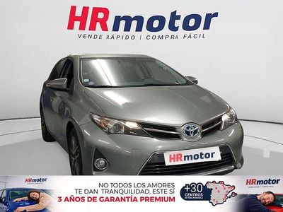 Usado Toyota Auris Hybrid 136 CV (100 kW) 2015 Gris Utilitario