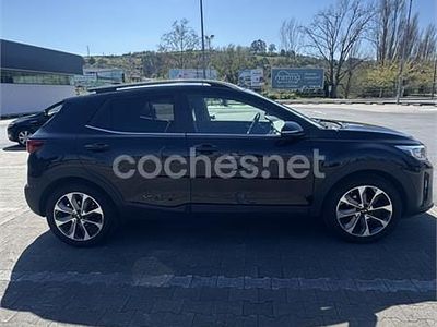 Usado Kia Stonic 120 CV (88 kW) 2018 Negro SUV