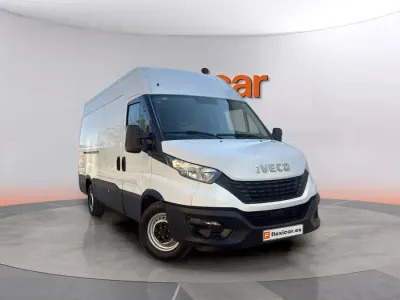 Usado Iveco Daily 156 CV (114 kW) 2021 Blanco Van