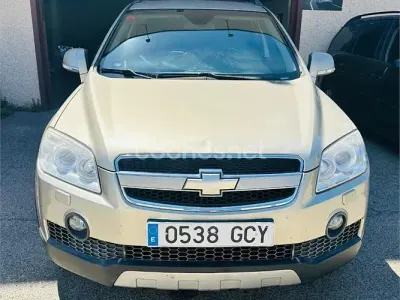 Usado Chevrolet Captiva Sport 150 CV (110 kW) 2008 Beige SUV