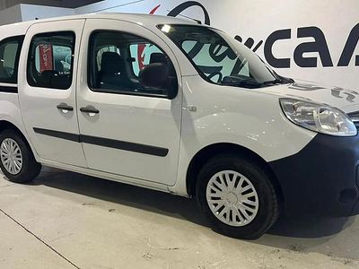 Begagnad Renault Kangoo 75 HK (55 kW) 2017 Vit Kombi