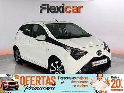 Usado Toyota Aygo X-play 72 CV (52 kW) 2021 Blanco Utilitario