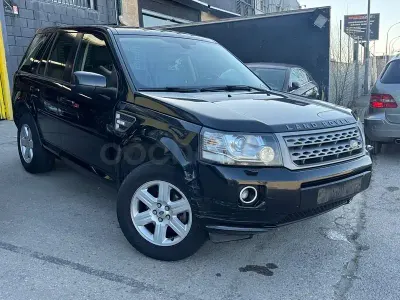 Käytetty Land Rover Freelander 2 SE 150 HP (110 kW) 2014 Musta Katumaasturi