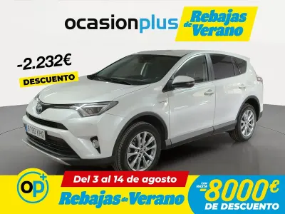 Usado Toyota RAV4 Hybrid Advance 197 CV (144 kW) 2018 Blanco SUV