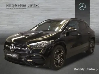 Usado Mercedes GLA200 AMG line 150 CV (110 kW) 2025 Nachtschwarz  unilack SUV