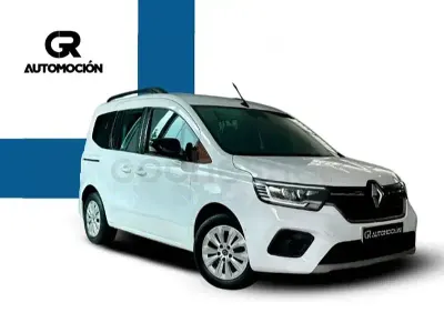 Usado Renault Kangoo 95 CV (69 kW) 2023 Blanco Monovolumen