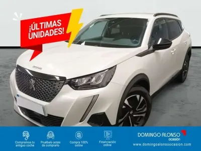Usado Peugeot 2008 Allure 101 CV (74 kW) 2023 Blanco SUV