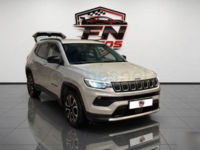 Usado Jeep Compass 130 CV (95 kW) 2022 Gris / plata SUV