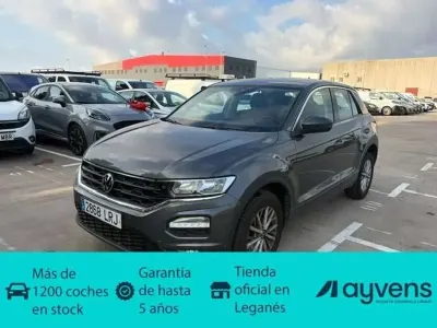 Usado VW T-Roc Edition 116 CV (85 kW) 2021 Gris SUV