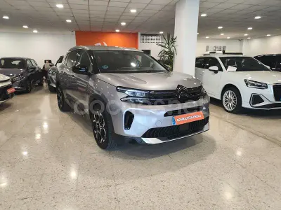 Usado Citroën C5 Aircross PureTech 131 CV (96 kW) 2024 Gris / plata SUV
