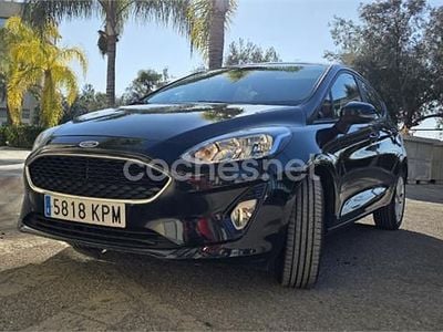 Usado Ford Fiesta Trend 85 CV (62 kW) 2018 Negro Utilitario