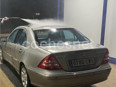 Mercedes C200