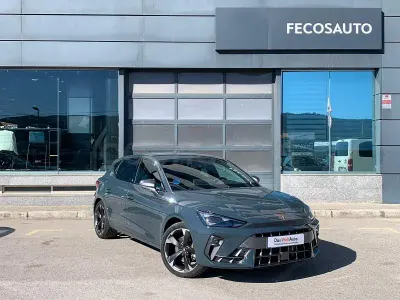 Usado Cupra Leon 204 CV (150 kW) 2025 Azul Berlina