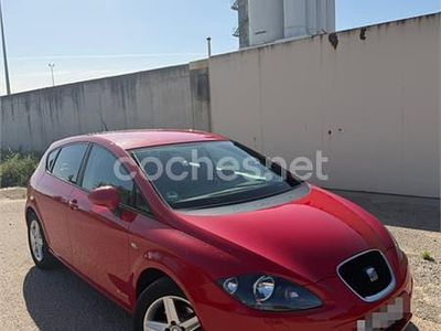 Käytetty Seat Leon Copa 105 HP (77 kW) 2012 Punainen Sedan