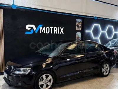Usado VW Jetta Advance 105 CV (77 kW) 2011 Negro Berlina