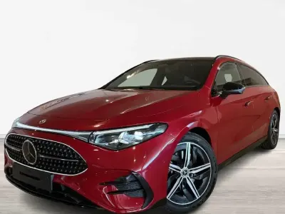 Nuevo Mercedes CLA220 190 CV (139 kW) 2026 Rojo Berlina