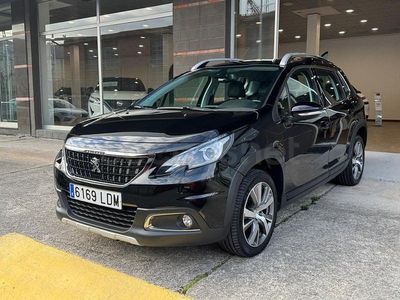 Usado Peugeot 2008 Allure 100 CV (73 kW) 2019 Negro SUV