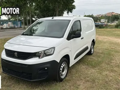 Usado Peugeot Partner S 102 CV (75 kW) 2022 Blanco Monovolumen