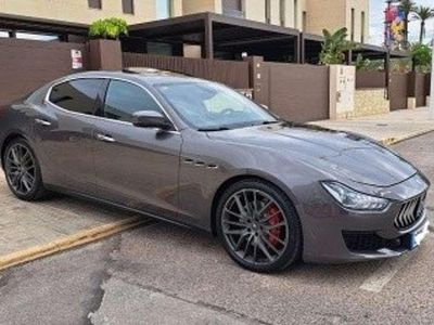 Usado Maserati Ghibli GranLusso 275 CV (202 kW) 2019 Negro Coupe