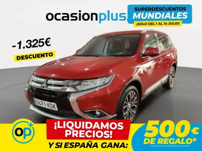 Usado Mitsubishi Outlander Motion 150 CV (110 kW) 2017 Rojo SUV
