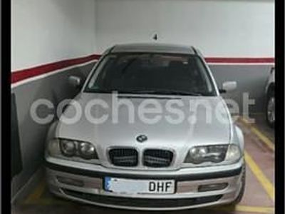 Gris / plata Usado 2000 BMW 320 Sport Line Berlina | 5000 €