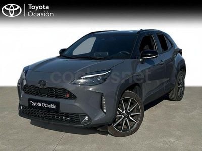 Usado Toyota Yaris Cross Sport 132 CV (97 kW) 2025 Gris / plata SUV