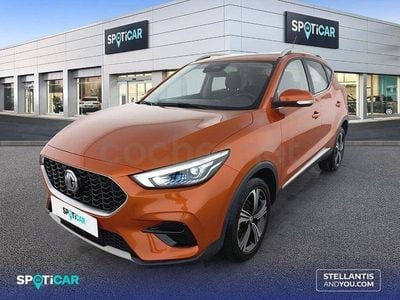 Begagnad MG ZS Comfort 106 HK (77 kW) 2023 Orange SUV