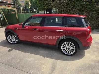 Usado Mini Clubman 116 CV (85 kW) 2018 Rojo Familiar