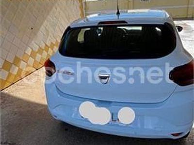 Usado Dacia Sandero Essentiel 73 CV (53 kW) 2021 Blanco Berlina