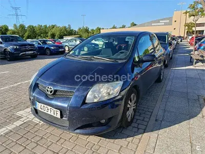 Usado Toyota Auris Luna 126 CV (92 kW) 2007 Azul Utilitario