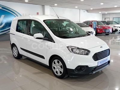 Blanco Usado 2018 Ford Tourneo Courier Trend Monovolumen | 12.300 € (Un poco caro)