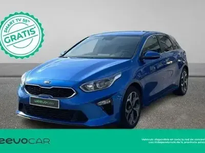 Usado Kia Ceed 100 CV (73 kW) 2020 Azul Utilitario