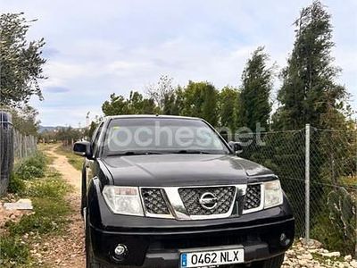 Usado Nissan Navara XE 133 CV (97 kW) 2008 Negro Pickup/Camioneta