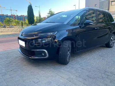 Usado Citroën Grand C4 Picasso Feel 120 CV (88 kW) 2017 Negro Monovolumen